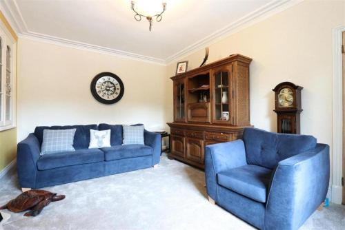 . ROSS TEST Impeccable 4-Bed House in Bethel