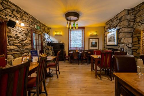 Grapes Hotel Bar & Restaurant - image 10