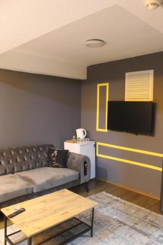 Lara Hotel photo