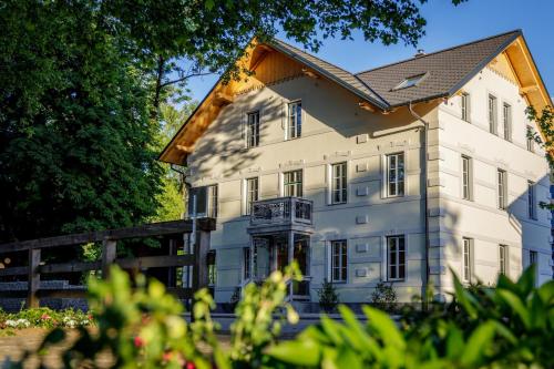 347645240 Boutique Hotel Sunrose 7 - Gourmet & SPA