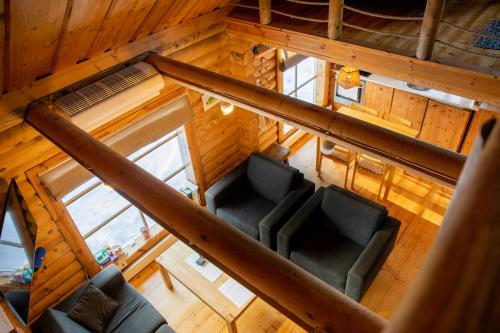 Nuustakumajad Nuustakumajad