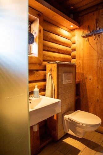 Nuustakumajad Nuustakumajad