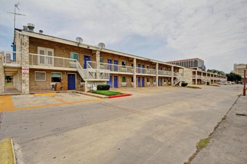 Motel 6-San Antonio, TX - Downtown - Market Square