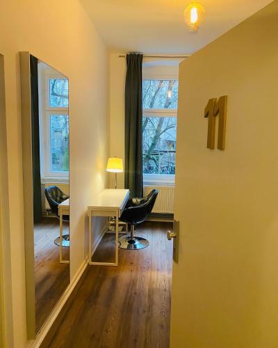 Double Room image 8