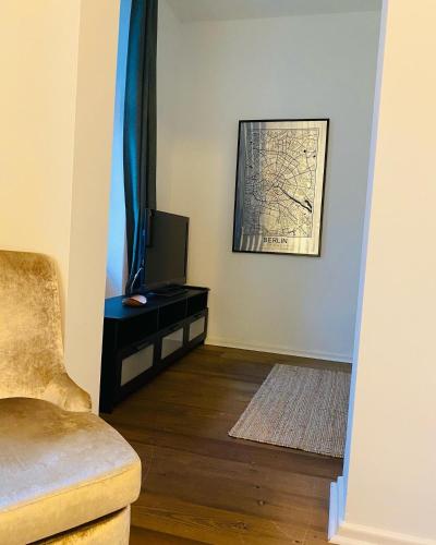 Double Room image 6
