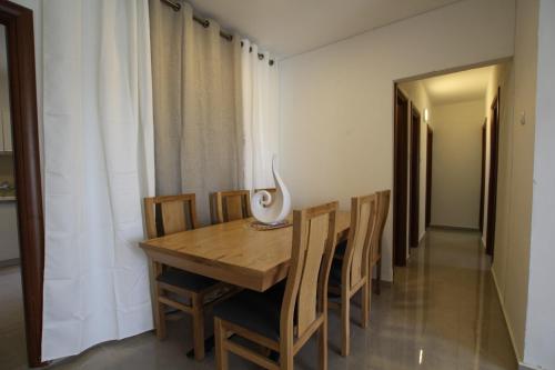 Isramax 3BR apartment near the sea.