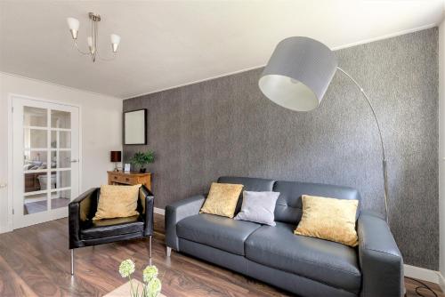 Stunning 1 Bed at Holyrood Palace & Arthurs Seat, Édimbourg (photo 4)