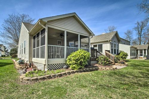 Lovely Ocean View Retreat, 3 Mi to Bethany Beach!