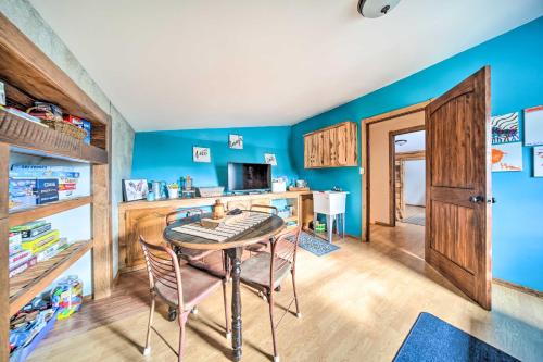 'Rose Valley House': Yard, Deck + Game Room! in Corry
