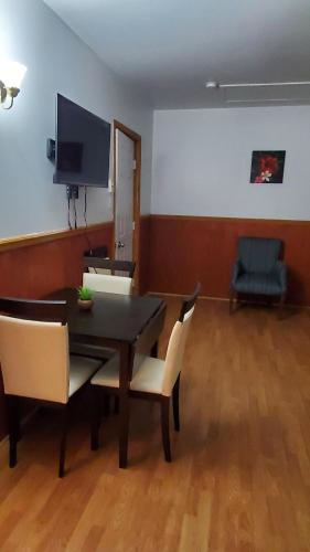 hôtel Fleurs Karaïbes (hotel Fleurs Karaibes) in St-Andre-De-Kamouraska (QC)