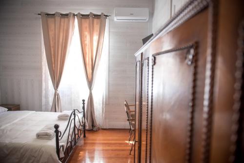 1920s Rooms