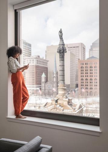 ทัศนียภาพ, ROOST Cleveland near ลานกีฬาควิกเค่นโลนส์