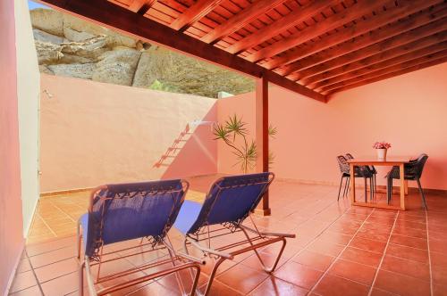  3 bedrooms house with enclosed garden and wifi at Santa Cruz de Tenerife 1 km away from the beach in Santa Cruz de Tenerife
