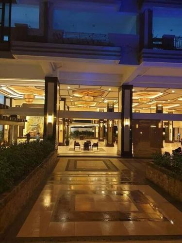 Torre DeManila TaftAvenue KingBed1bedroomBalcony 65InchesTV Rooftop Viewing LunetaPark ManilaOcean ManilaBay US Embassy, Manila (fotografie 8)