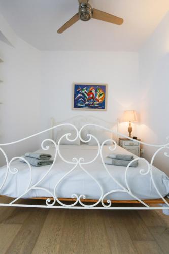 ΑΙΩΡΑ ΑΙΩΡΑ