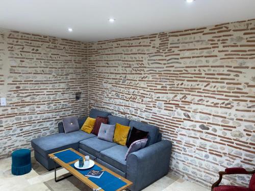 ヴィルヌーヴ=シュル=ロット Le Cottage de Romas 4つ星 シングルルーム プール