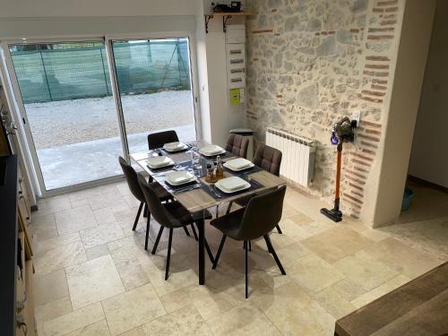 ヴィルヌーヴ=シュル=ロット Le Cottage de Romas 4つ星 シングルルーム 施設