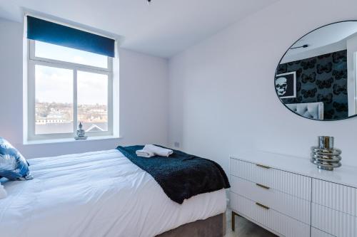 Stunning Apartment - 10 Minutes From Leeds