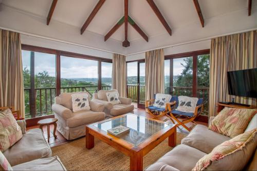"C" Cottage overlooking the Bushmans River in Boesmansriviermond