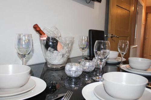 4 Bedroom Detached Holiday home with Hot Tub in Врексхем