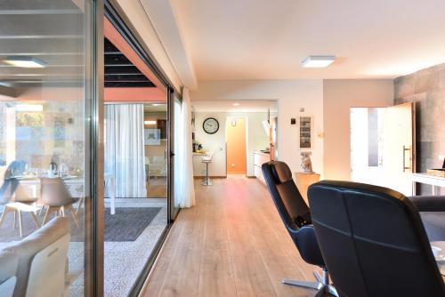 Three-Bedroom Villa image 6