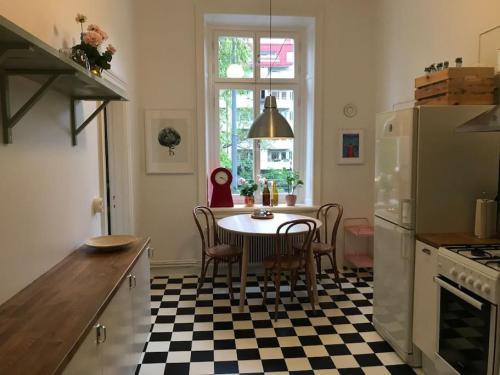 Artistic and light 2 room apartment in SoFo 65sqm, Stockholm (Foto 9)