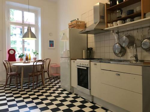 Artistic and light 2 room apartment in SoFo 65sqm, Stockholm (Foto 10)