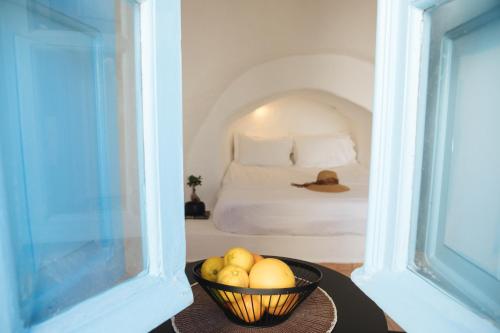 Athiri by A Terre Cave Villas, Oia (zdjęcie 9)