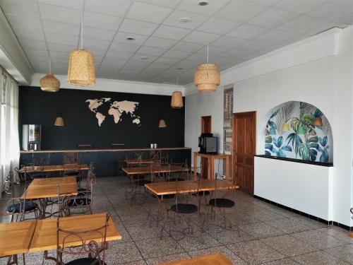 餐飲選擇, 攝政酒店 (Le Regence-NEW) in 阿爾城中心