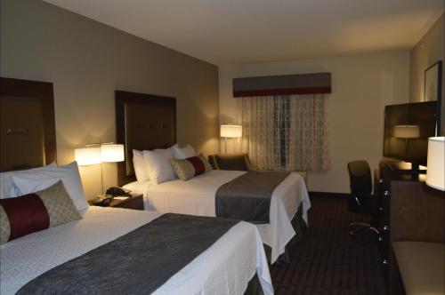 Best Western Plus Stevens County Inn