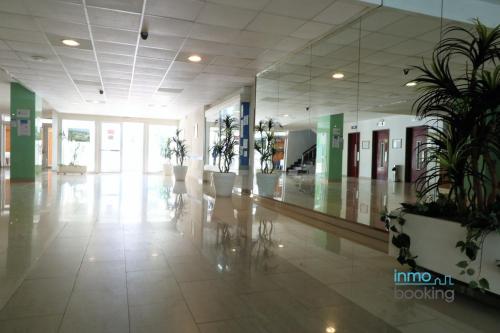 Loft Alboran Salou climatizado piscina y wifi - image 4