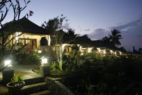 Entrance, Rinjani Lodge in Senaru