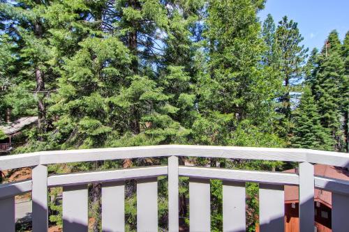Ahwahnichi Lodge - 3BR/2.5BA - image 10