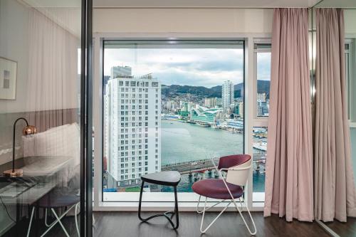 2023 라발스 호텔 (Lavalse Hotel) 호텔 리뷰 및 할인 쿠폰 - 아고다 2023 라발스 호텔 (Lavalse Hotel) 호텔 리뷰 및 할인 쿠폰 - 아고다