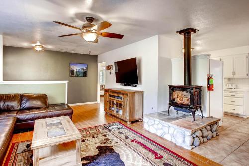 Yosemite's Golden Trout Retreat - image 10