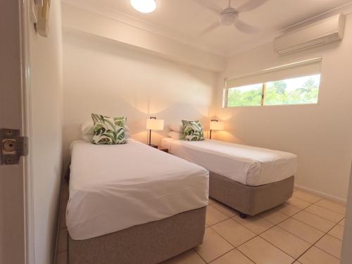Three-Bedroom Apartment with Spa Bath image 8