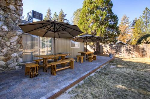 Lazy Bear Lodge - image 10