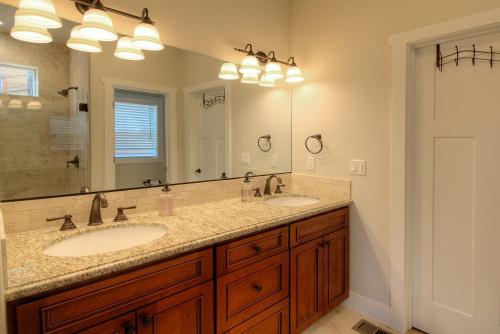 River Rock - 3BR/2BA + Loft - image 10