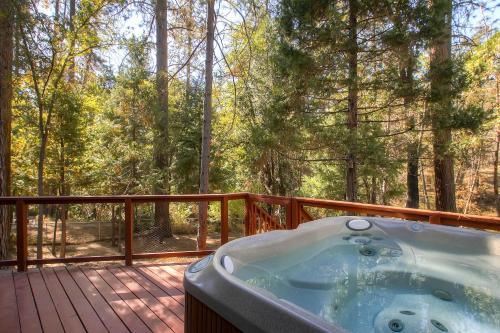 Trout Creek Lodge - 3BR/2BA Home - image 30