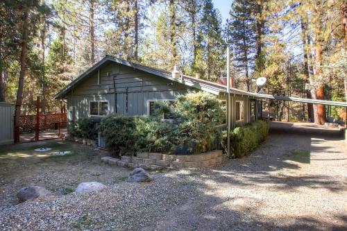 Trout Creek Lodge - 3BR/2BA Home - image 31