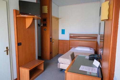 Albergo Zoello Je Suis Albergo Zoello Je Suis