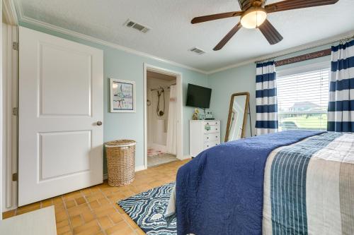Neverland Cottage in Crystal Beach, USA
