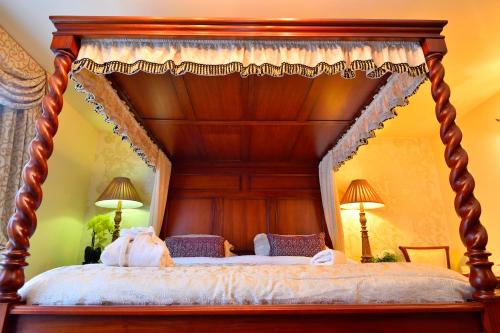 Angmering Manor Hotel - image 12