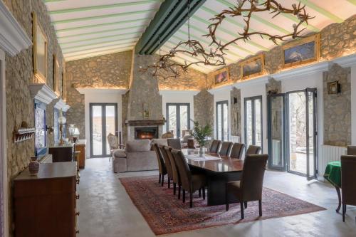 Pub/Lounge, Molino Sauco - Hammam in Santiago-Pontones