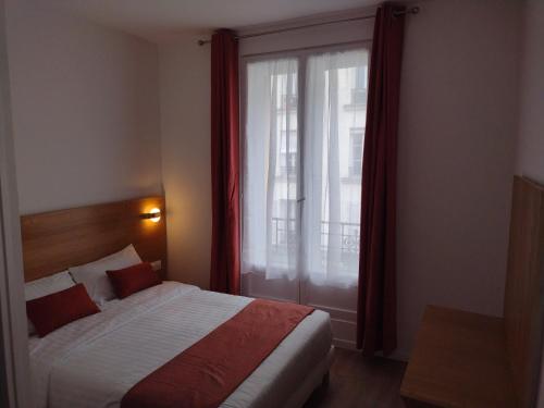 Guestroom, Dupleix Hotel in 15th - Tour Eiffel - Porte de Versailles