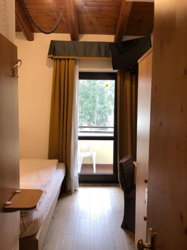 Single Room with Balcony