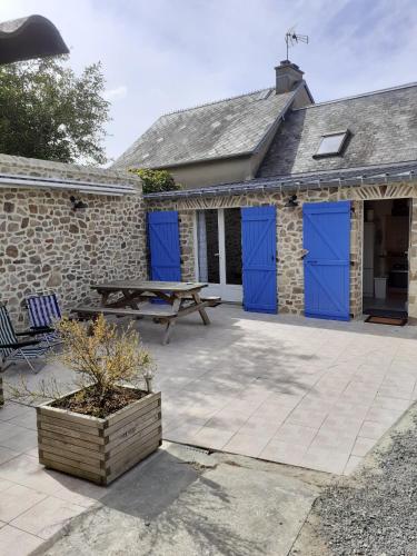 Maison de 2 chambres avec jardin clos et wifi a Creances a 3 km de la plage gîte à louer Lessay