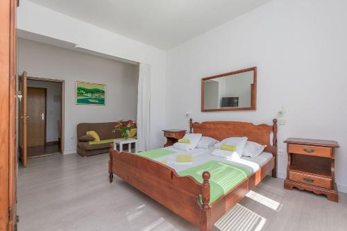 One-Bedroom apartment Standard image 7