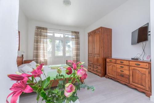 One-Bedroom apartment Standard image 8