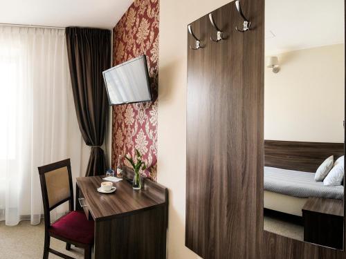 Hotel Dąbrowski Hotel Dąbrowski